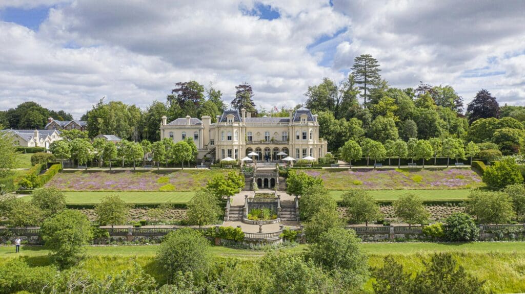 The “Wander Women” are setting out on solo journeys to placed like Beaverbrook in the English countryside to discover treasures in the solace of their own curiosity