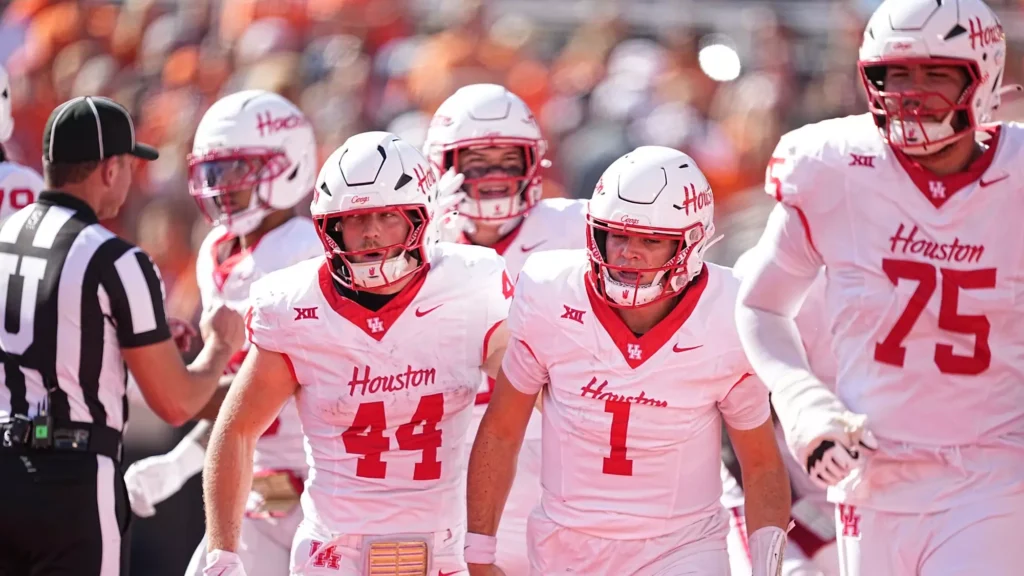 University of Houston's offense relies on Dean Connors (No. 44) and Conner Weigman. (Courtesy UH Athletics)