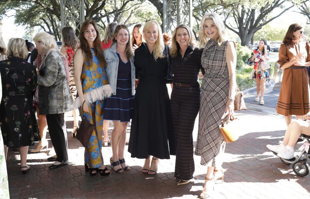 Lauren Davis, Melissa Oates, Katherine Wyker, Susan Glassmoyer, Tanya Foster (Photo by Melissa Macatee)