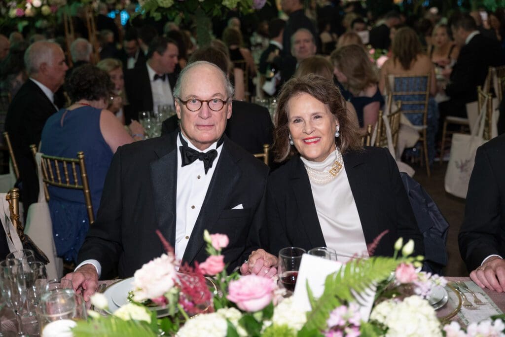 Peter & Elizabeth Wareing at the Houston Zoo 'Enchanted Forest' gala (Photo by Daniel Ortiz for Houston Zoo)