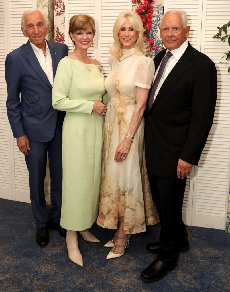 Honorary Chairs Herb Weitzman and Donna Arp Weitzman with Presenting Sponsors Anne Seanor and William Seanor (Photo by Thomas Garza and Rob Wythe/Wythe Portrait Studio)