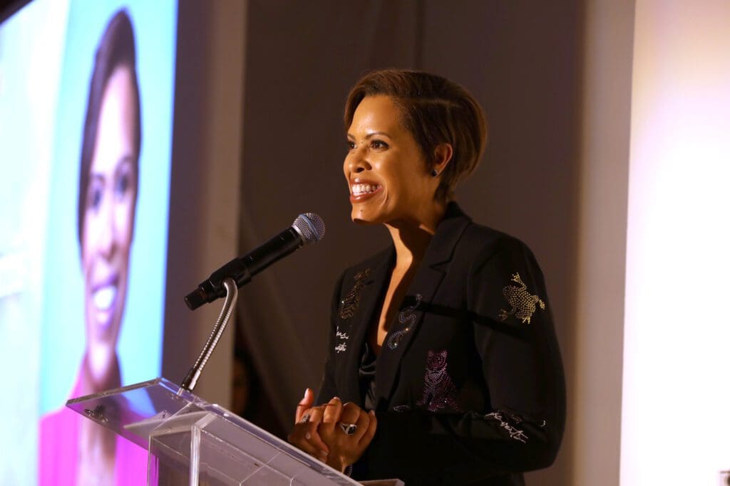 NBC5's Laura Harris served as the event's emcee. (Photo by Thomas Garza and Rob Wythe/Wythe Portrait Studio)
