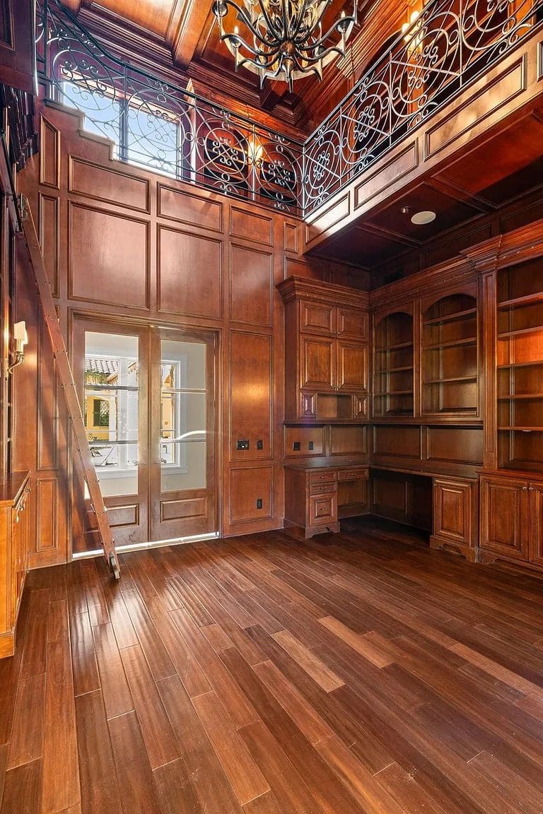 11 Palmer Crest's formal library is built to impress.