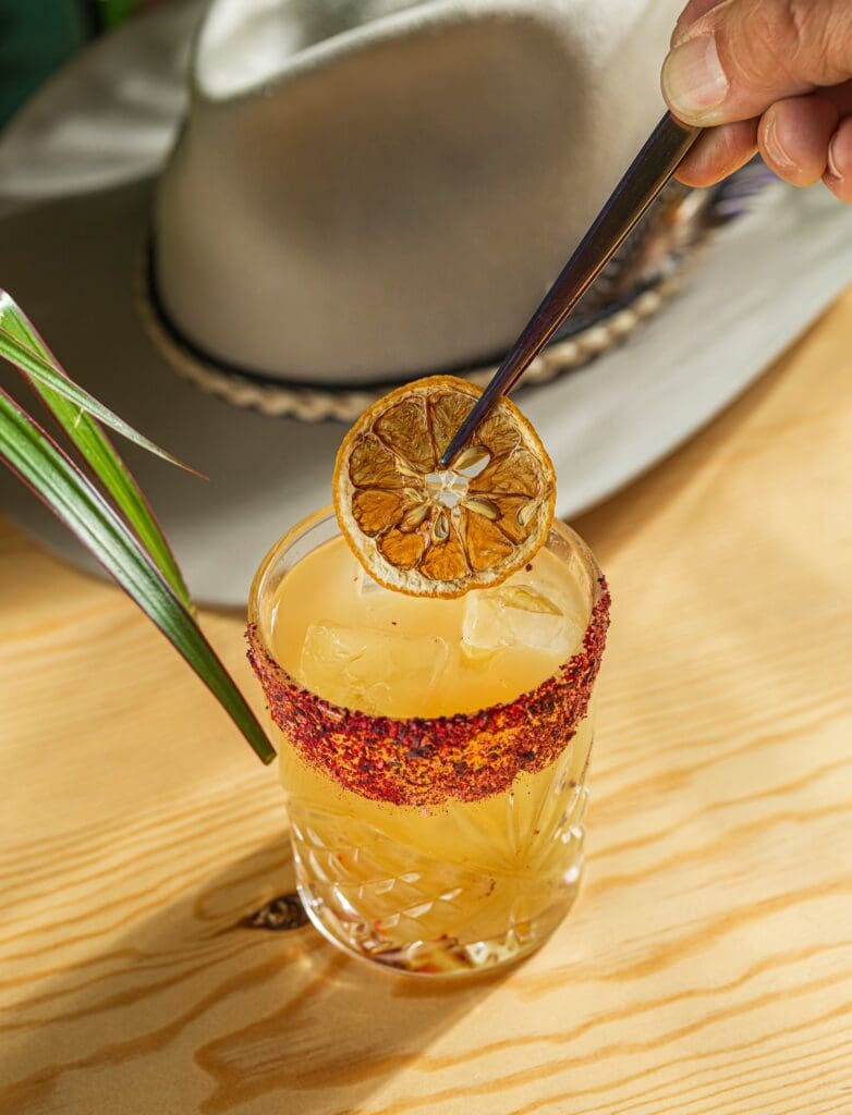 Along with fresh seafood options, Dos Mares has a full-service bar that serves cocktails, wines, and beers. (Courtesy)