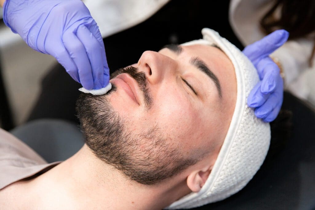 If you’re ready to feel like the most authentic, genuine, and confident version of yourself, Heights Plastic Surgery’s Diamond Membership just makes sense.