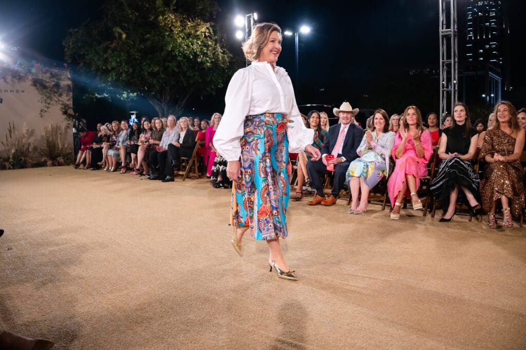 Jennifer Maxwell models Maison Common at the Elizabeth Anthony 'Go Red for Women' fashion event (Photography by Christina Griffin, WDR Imagery)