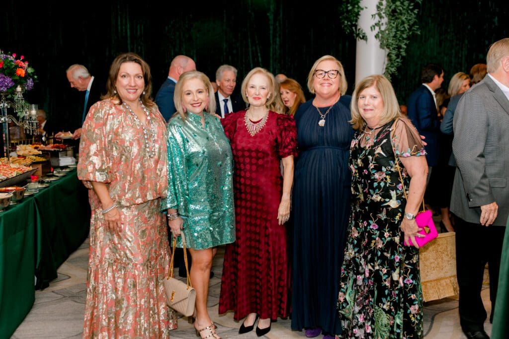 Mary Nan Skillman, Susan Medina, Lezlie Monteleone, Barbara Schweitzer, Nelia Blanton (Photo by Canon Sawyer, Canon Elizabeth Photography)