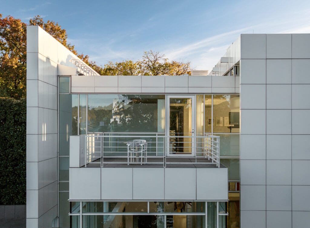 What could be chicer than a 9,062-square-foot house with six bathrooms but only two bedrooms? It says, "We love to entertain, but please don't stay the night." (Photo by JA2 / Compass)