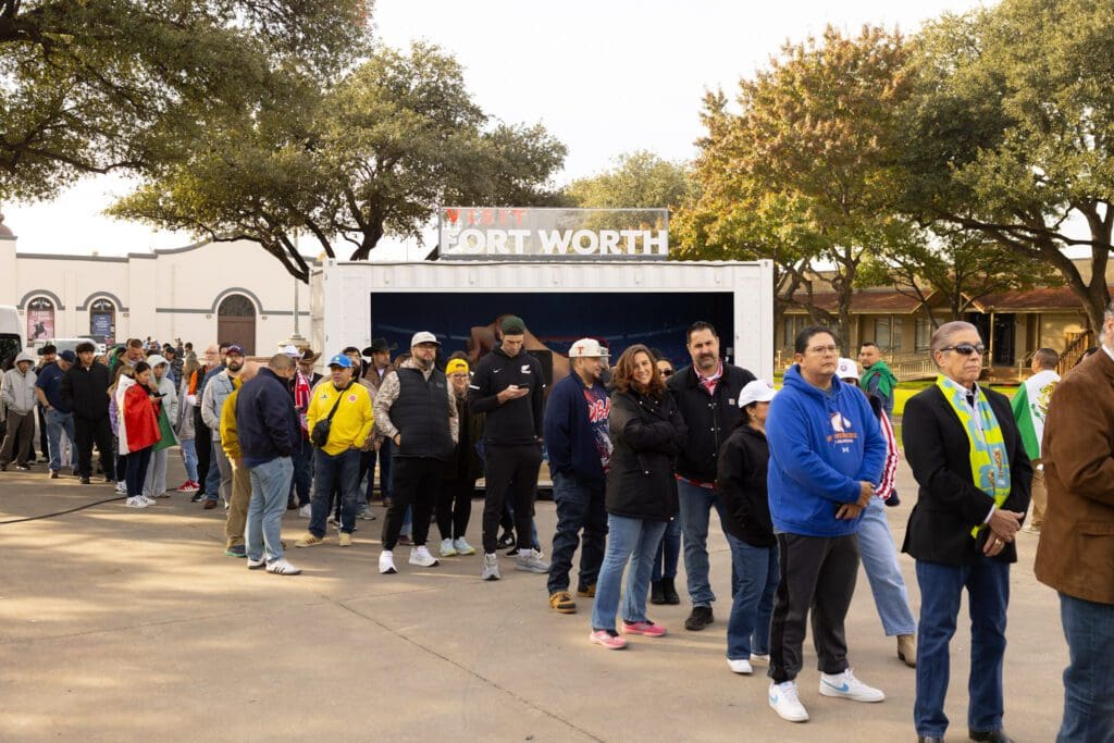 Fans wait to enter Billy Bob's Texas.(Photo by Brooks Burris/Visit Fort Worth)