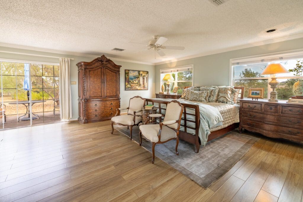 The spacious primary bedroom at 3100 Trail's End in Brenham (Photo by Courtesy of Nan & Company Properties)