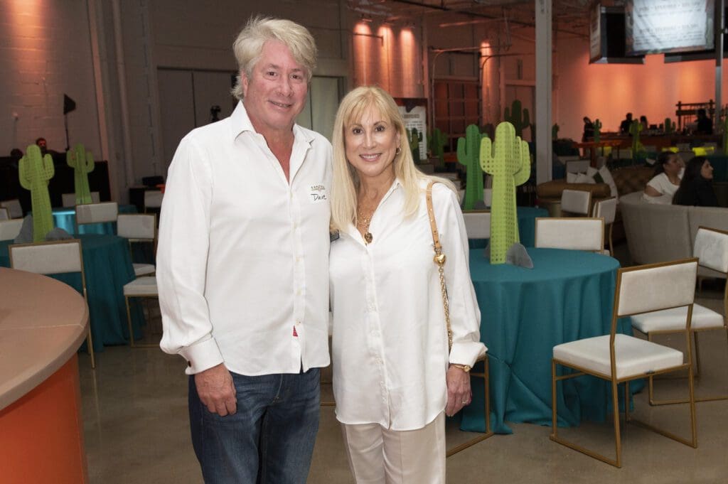 Dave Chenoweth, Patti Barron Chenoweth (Photo by Tamytha Cameron)