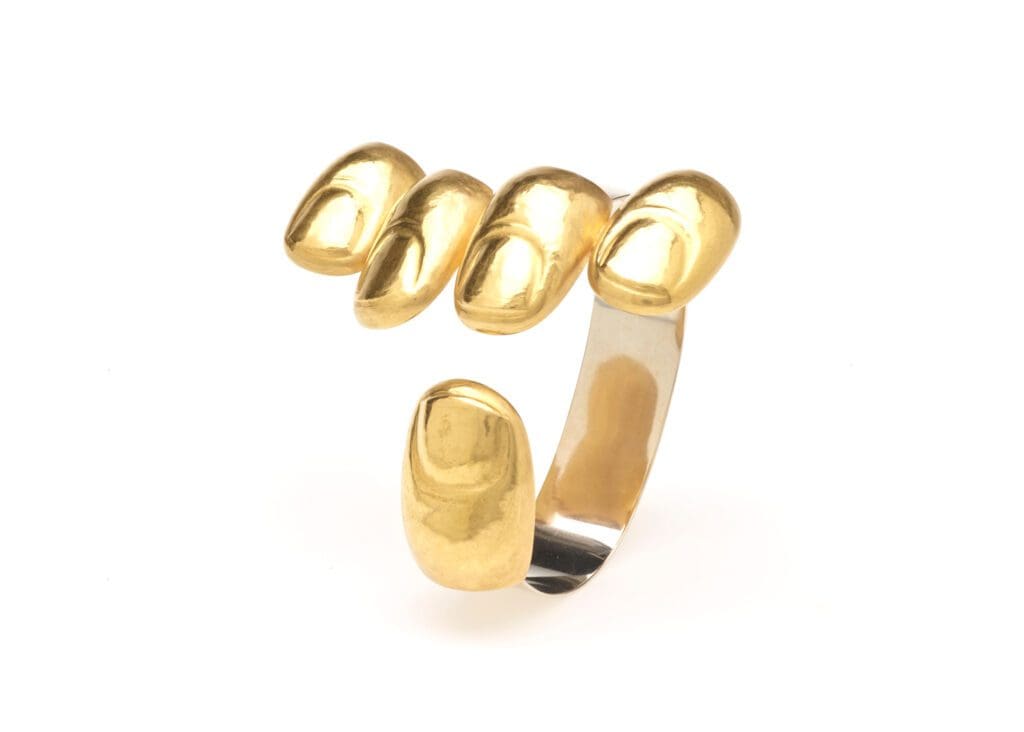 Bruno Martinazzi's Goldfinger bracelet, 1969, in 18K white gold and 20K yellow gold. (Galerie am Graben, Vienna. © Bruno Martinazzi. Photo by Chad Redmon.)