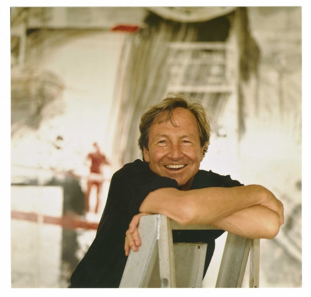 Robert Rauschenberg with a portion of "The 1/4 Mile or 2 Furlong Piece," 1981–98, Captiva, Florida, May 1992 (Robert Rauschenberg Foundation Archives, New York. Photo by Ed Chappell.)