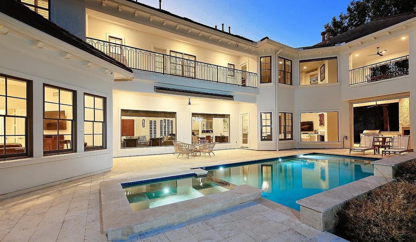 10 Norlund backyard