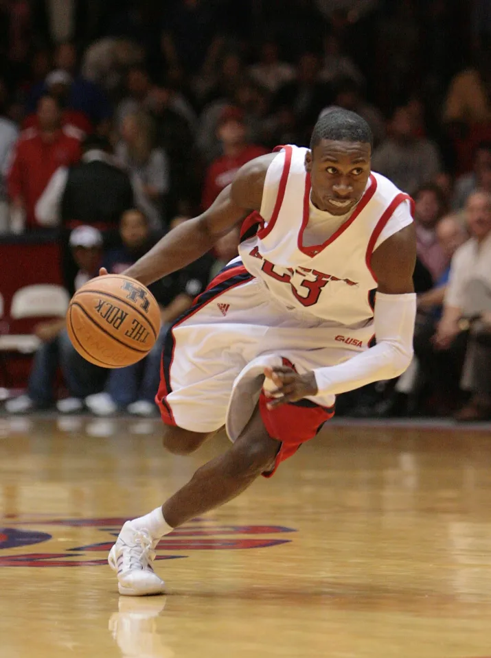 Lanny Smith is one of the most productive guards in University of Houston history. He scored 31 points in a game as a freshman and now marvels over Kingston Flemings.