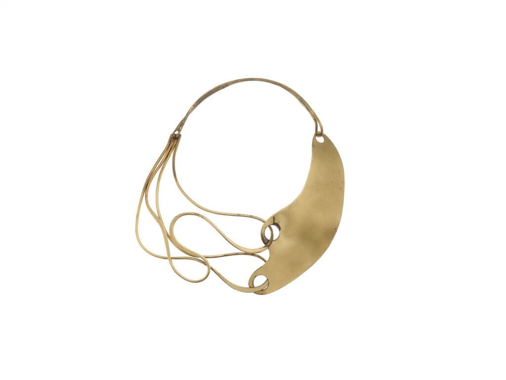Art Smith, Half and Half necklace, designed before 1948, brass,
Dallas Museum of Art, gift of Kim and Al Eiber, 2023.61.3. ©
Smithsonian National Museum of African American History and
Culture. Photo by Chad Redmon, courtesy Dallas Museum of Art.