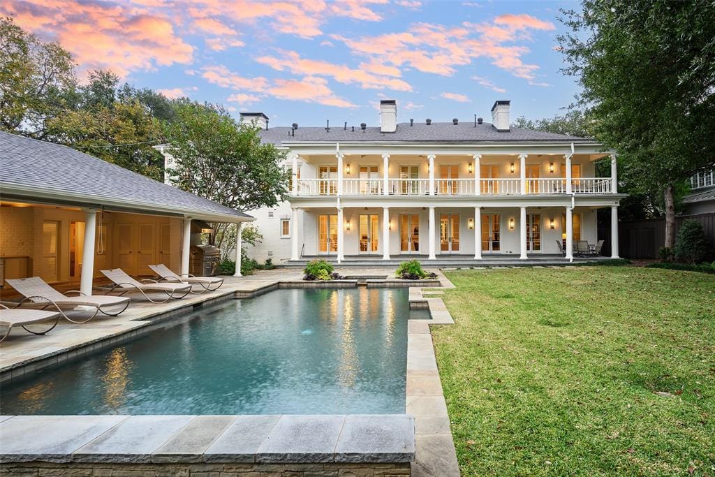 5243 Farquhar Lane (Photo by Compass RE Texas, LLC)