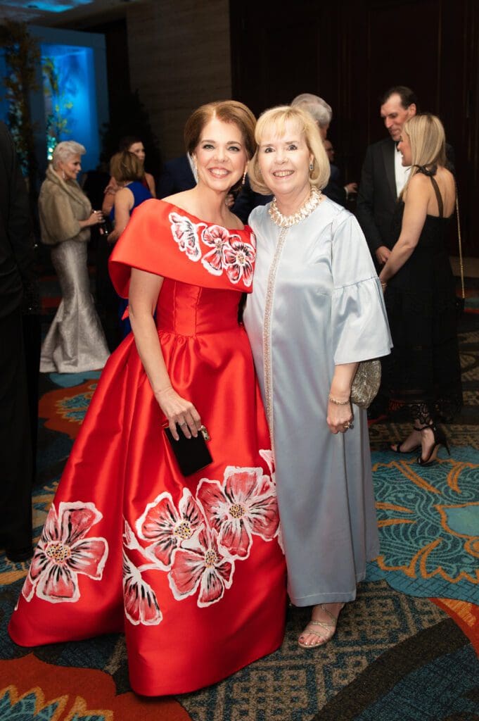 Candace Winslow, Christie Carter (Photo by Tamytha Cameron)