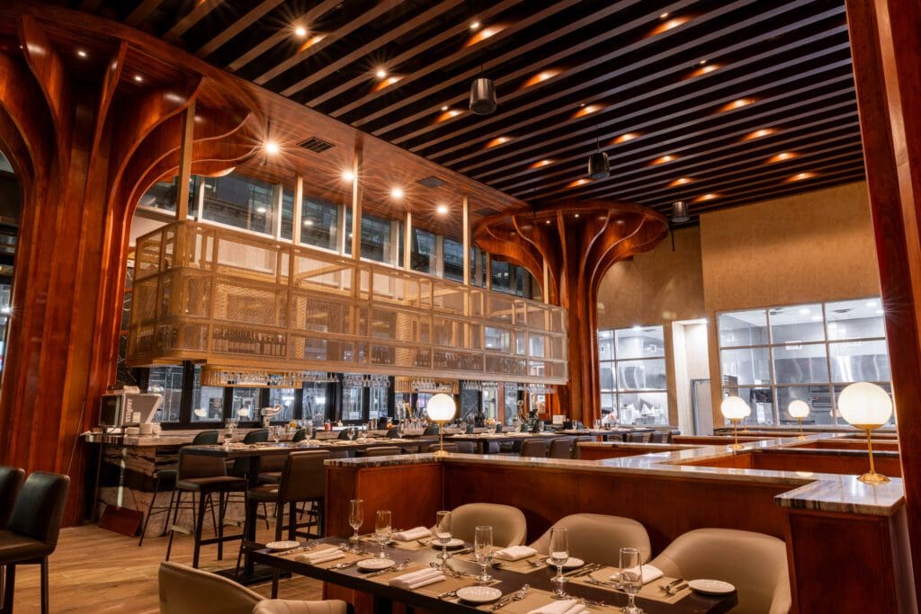 Designed by Fusion AE, Urban Italia can seat 250 guests in an upscale dining room, indoor-outdoor bar space, and large patio. (Photo by Samantha Marie Photography)