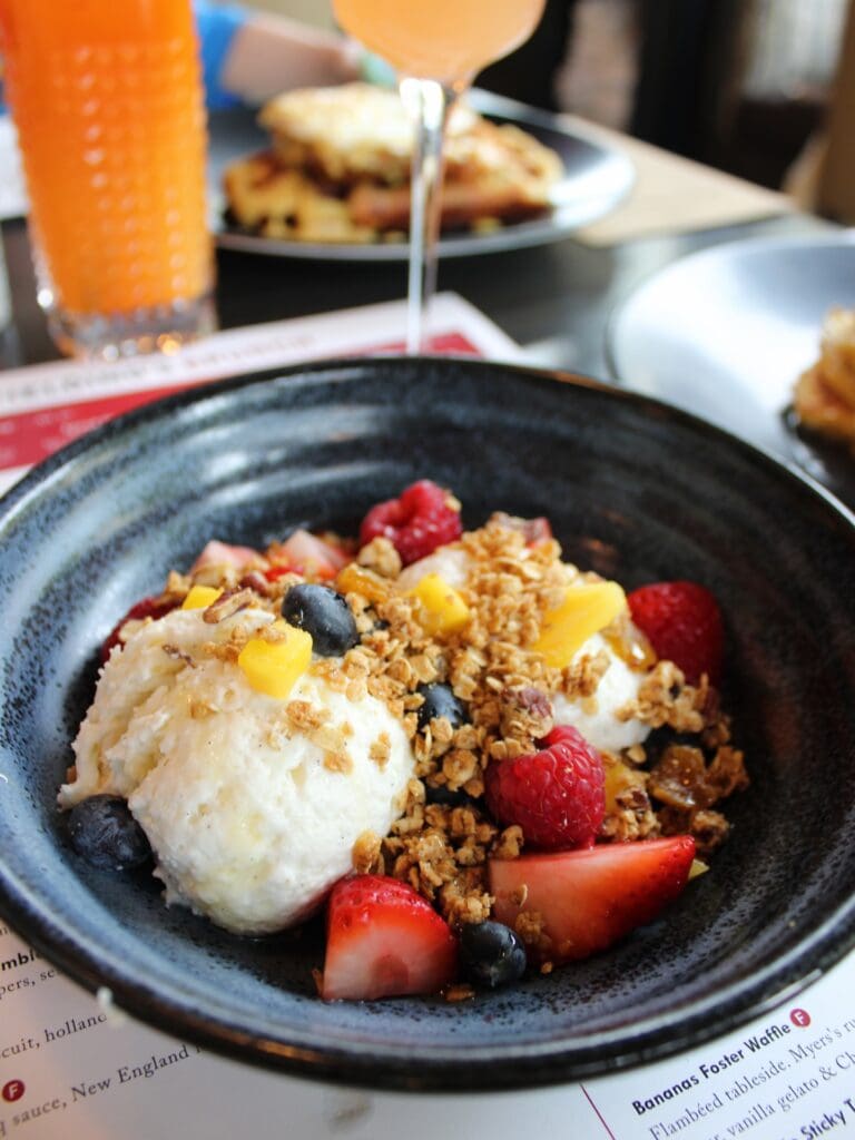 Enjoy a special Super Bowl Sunday pre-game brunch at Fielding's. (Photo courtesy Fielding's)