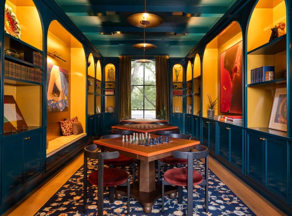 The library at Hotel Daphne (Photo by Julie Soefer)