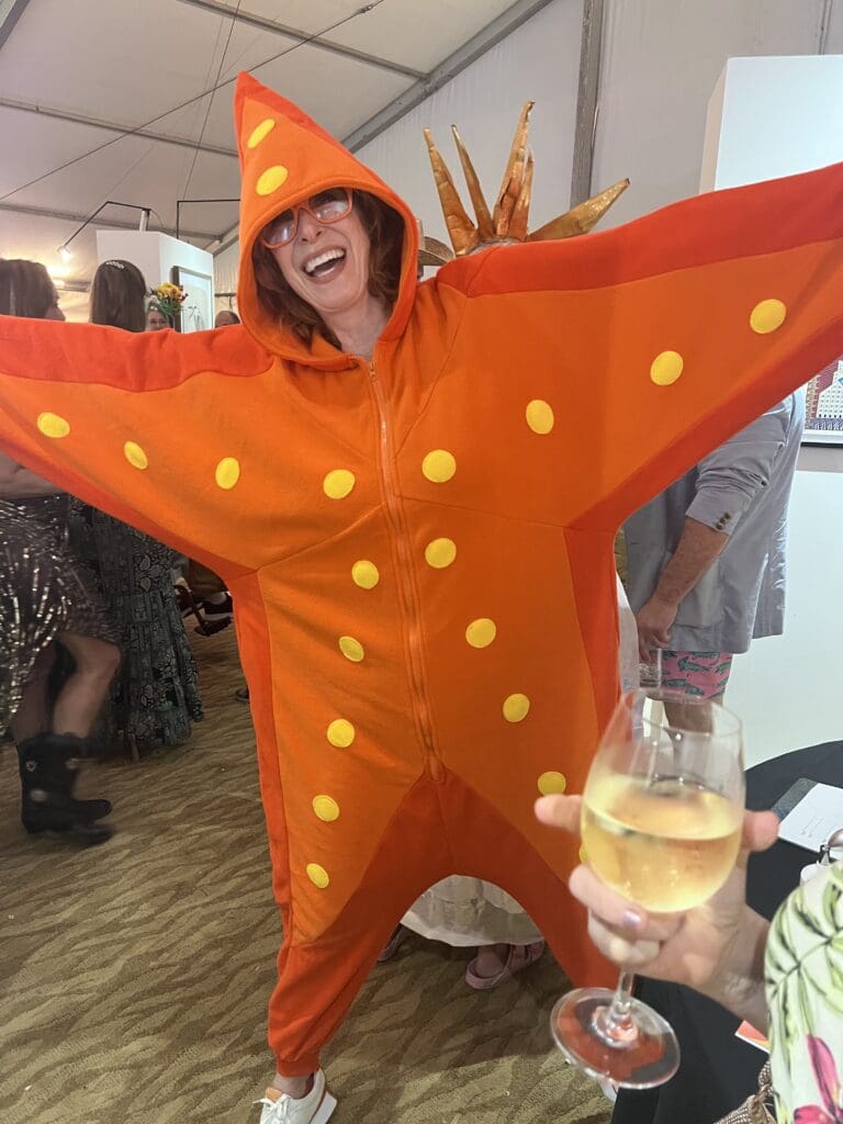 Star Massing at Orange Show Barefoot Beach Ball (Photo by Catherine D. Anspon)