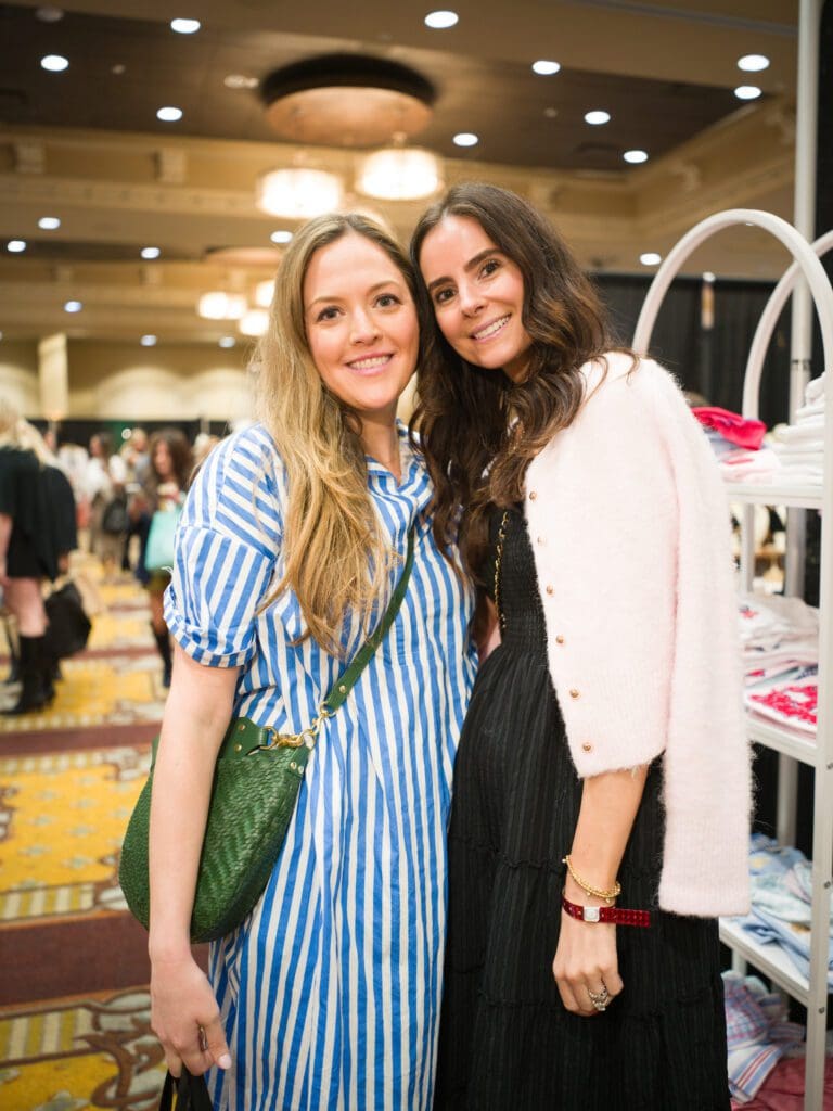 Laura Flaaten, Veronika Javor at The Sale (Photo by Daniel Ortiz)