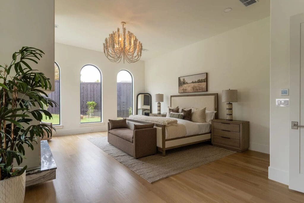 This 7,200-square-foot estate offers four bedrooms and six bathrooms, which ensures that every member of the household has plenty of their own space. (Photo by Compass RE Texas, LLC)