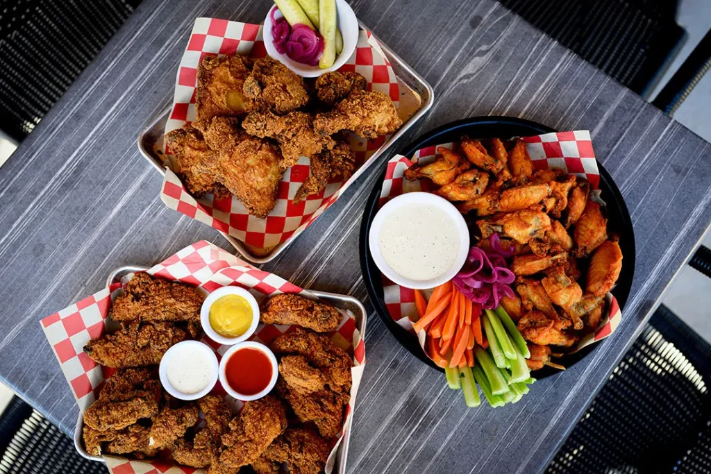 Southern Ice House is an easygoing spot to settle in for the Super Bowl with cold drinks and crowd-pleasing bites. (Photo courtesy Southern Ice House)
