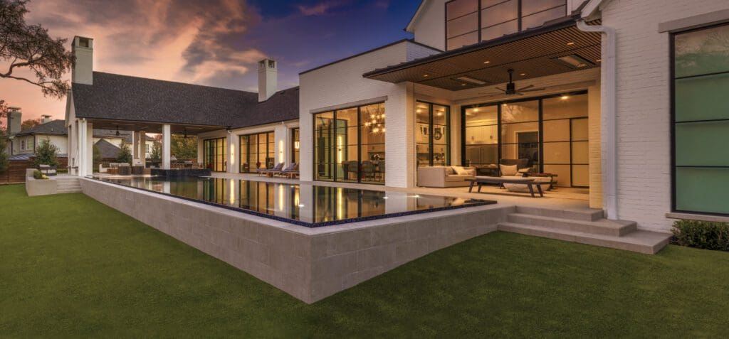 The result? A technically complex, yet effortless, outdoor environment made possible through strong collaboration and disciplined execution from concept through completion. (Photo by Micah Nunley)