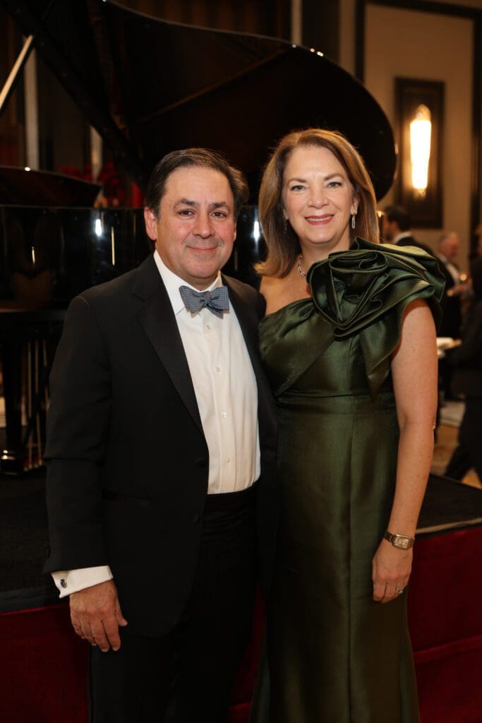 Jay & Gretchen Watkins at the Houston Symphony Ball (Photo by Priscilla Dickson)