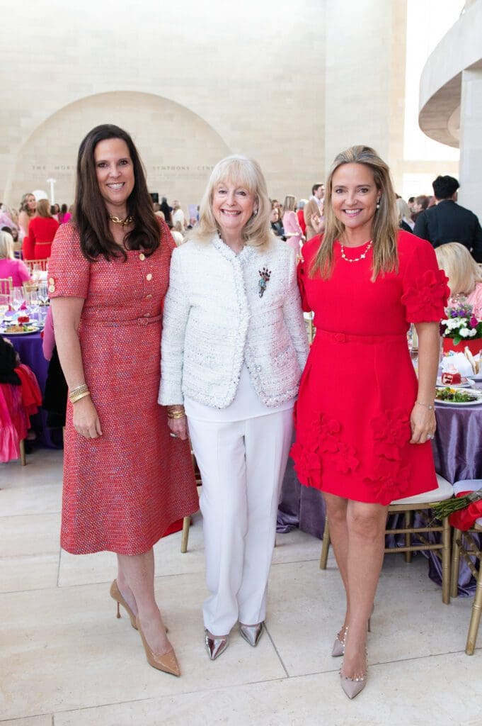 Heather Washburne, Vicki Howland, Elisa Summers (Photo by Tamytha Cameron and Celeste Cass)