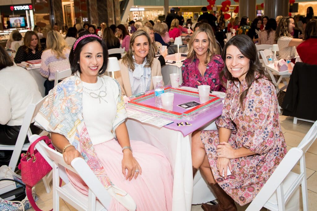 Melissa Graham, Kate Simmons, Gabby Davis, Alexis Derksen (Photo by Kelly Alexander Photography)