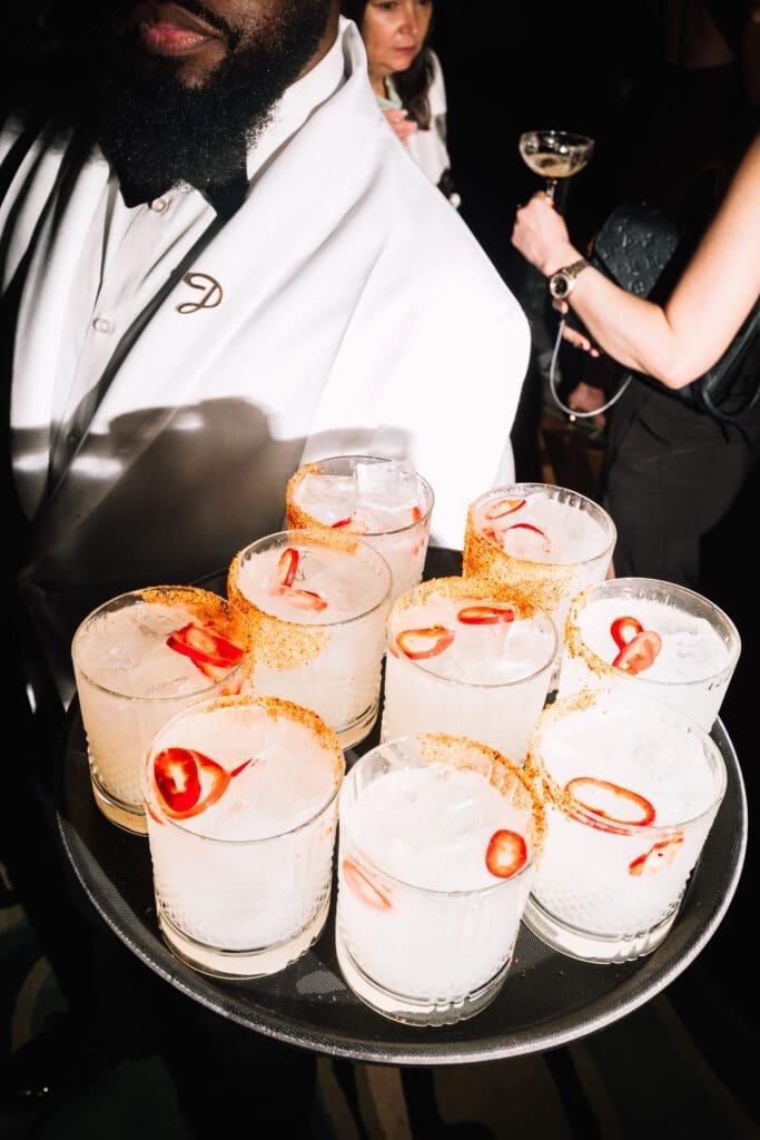 Cocktails flowed throughout the evening, including Delilah’s world-famous ‘Spicy Siena’ cocktails. (Photo by Chase Hall)