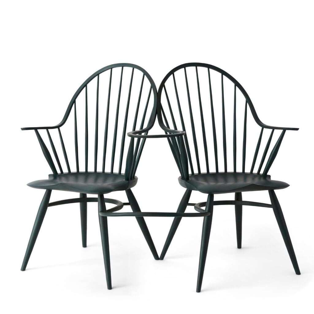 Aspen Golann, "Union Settee," 2025 (Photo by Kate Benson)