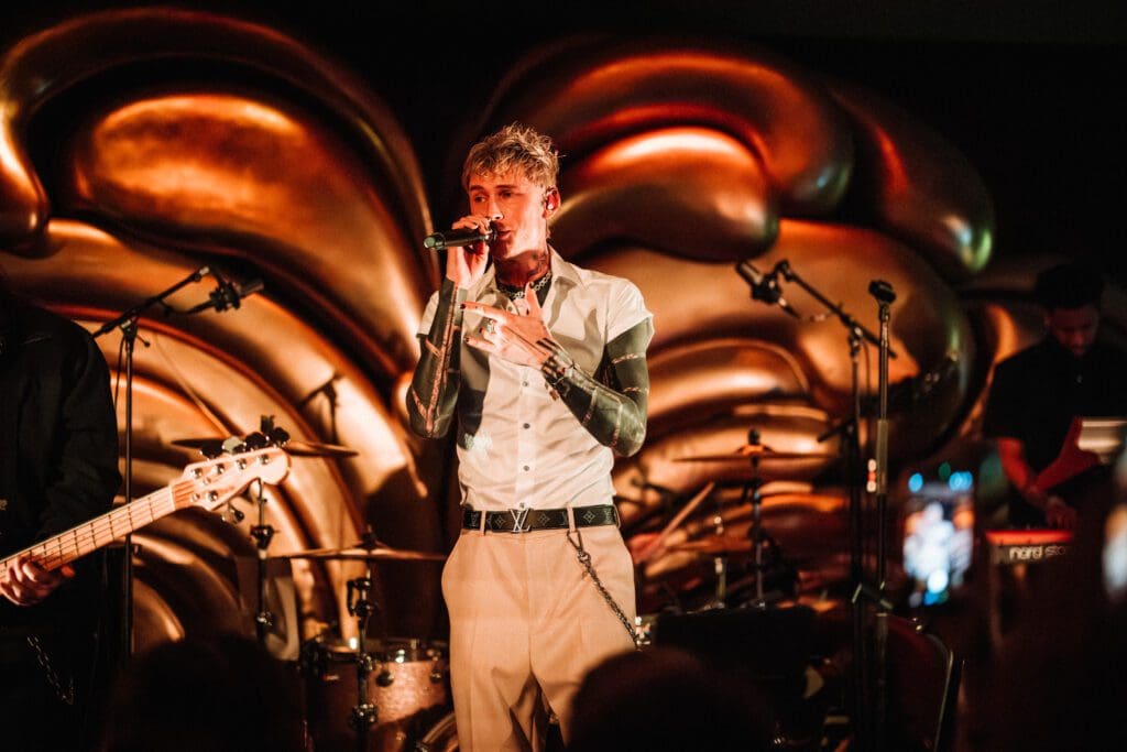 Delilah Dallas Makes Dreams Come True With Extravagent Grand Opening Party — mgk Surprises Guests as Special Performer