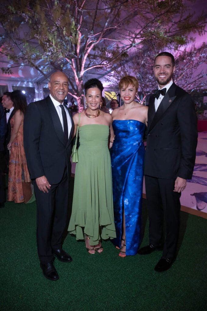 Reggie & Paula DesRoches, Morgan & Chris Hollins at Asia Society Texas’ Tiger Ball (Photo by Daniel Ortiz)