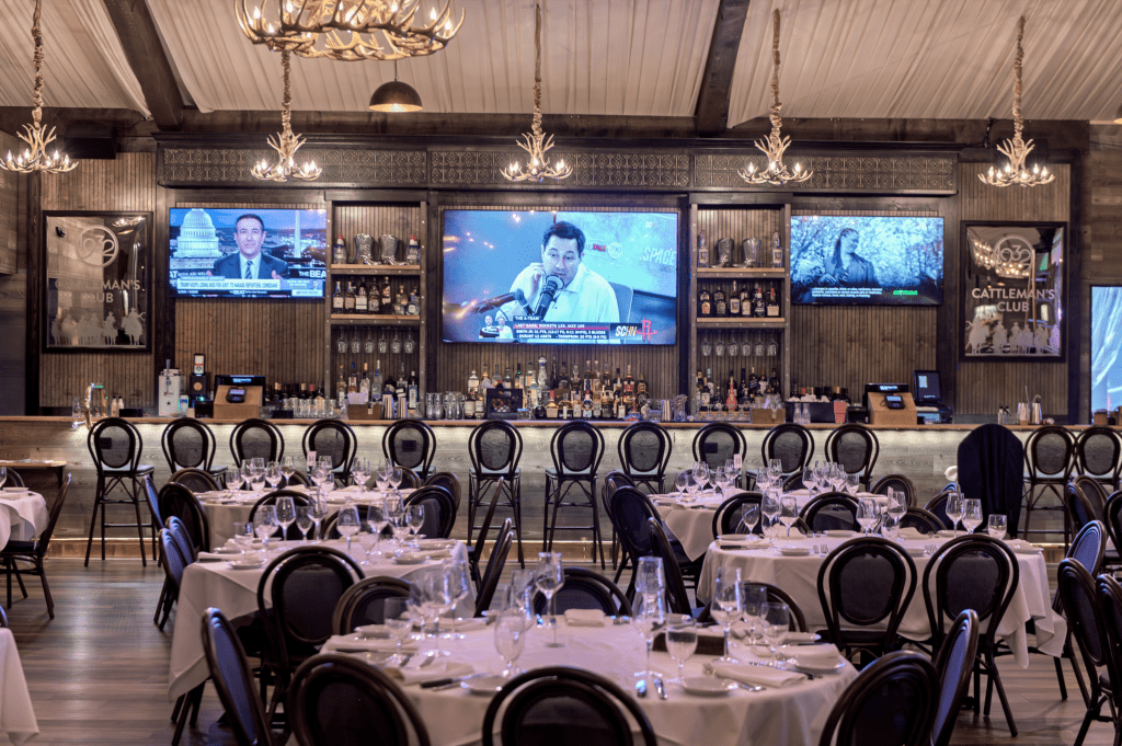 the 1932 Cattleman's Club features several bars including this one in the main dining room (Photo courtesy of Fertitta Entertainment) (Photo by Photo courtesy of Fertitta Entertainment)