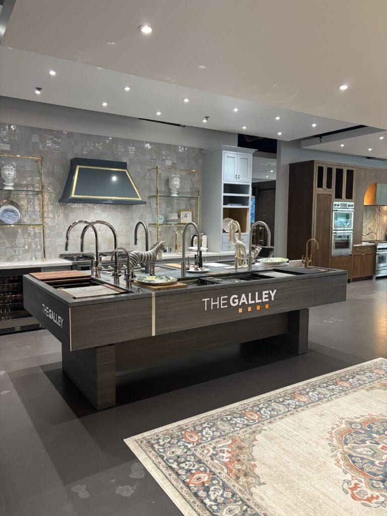 Home Fittings Favorite Opens a New Store In The Woodlands — Acero Bella Brings High-End House Changers