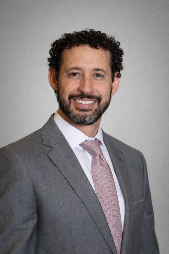 Yoav Kaufman, MD, a board-certified plastic and hand surgeon at Kelsey-Seybold Clinics.