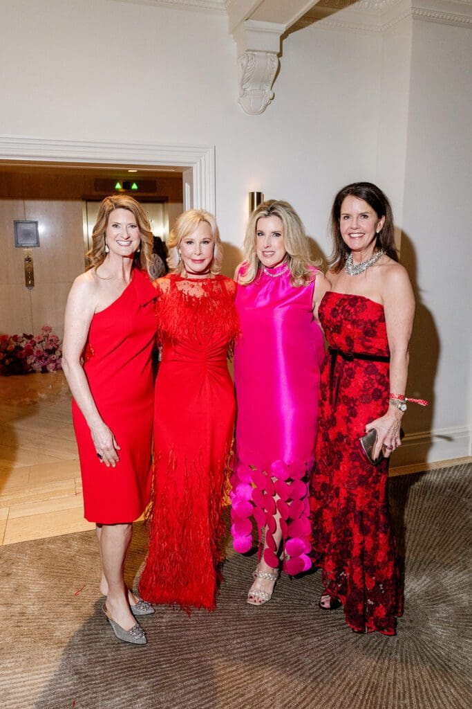 Rebecca Hillard, Elizabeth Walraven, Tamara Wilson, Molly Smith (Photo by Anastasiia Photography)