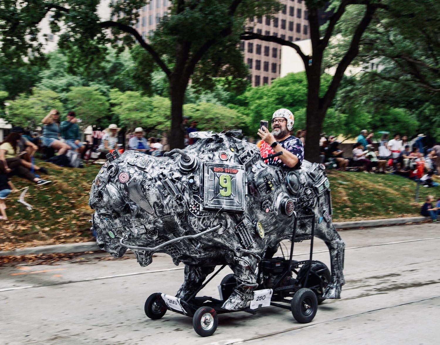 Herr-322 2 Robo-Buffalo by Josh Waddell and 3 Bulls UPcycling