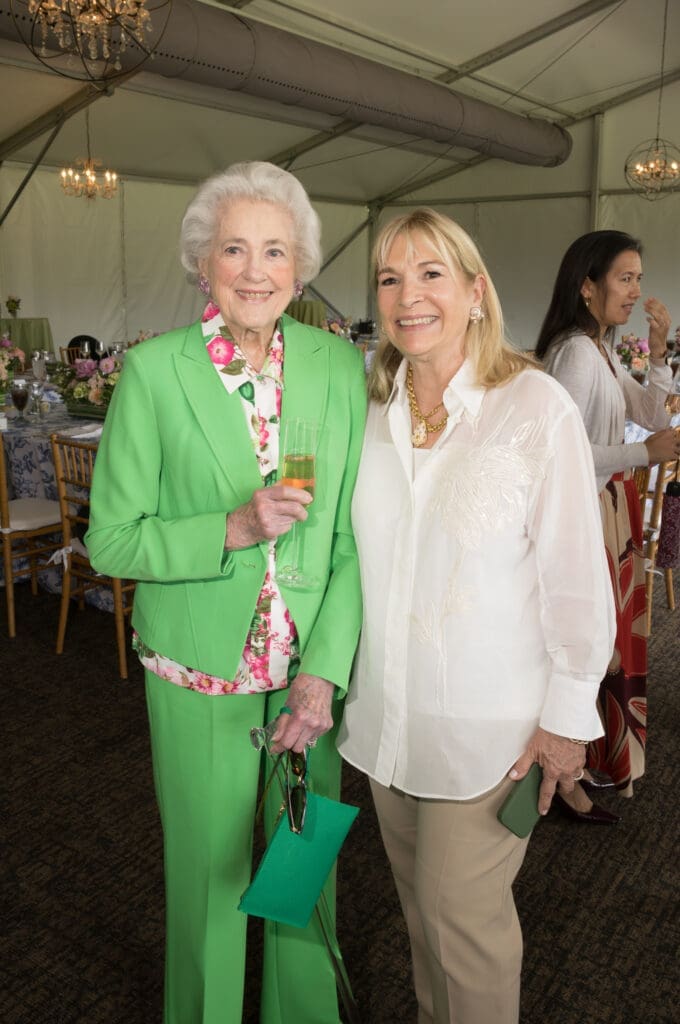 Honoree Nancy Thomas, speaker Nancy Abendshein at the Houston Botanic Garden luncheon (Photo by Daniel Ortiz)