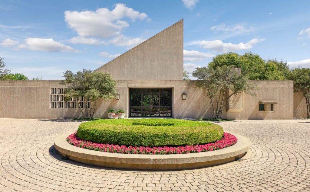 $22 Million I.M. Pei Masterpiece, The Tandy House, Hits the Fort Worth Market
