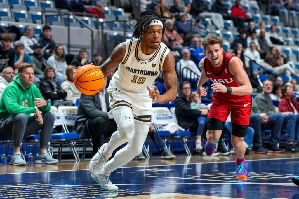 Prized Transfer Guard Corey Hadnot II Loved Kelvin Sampson’s “Fully Blunt” Houston Presentation — Inside The Usage Plan That Made Him a Cougar