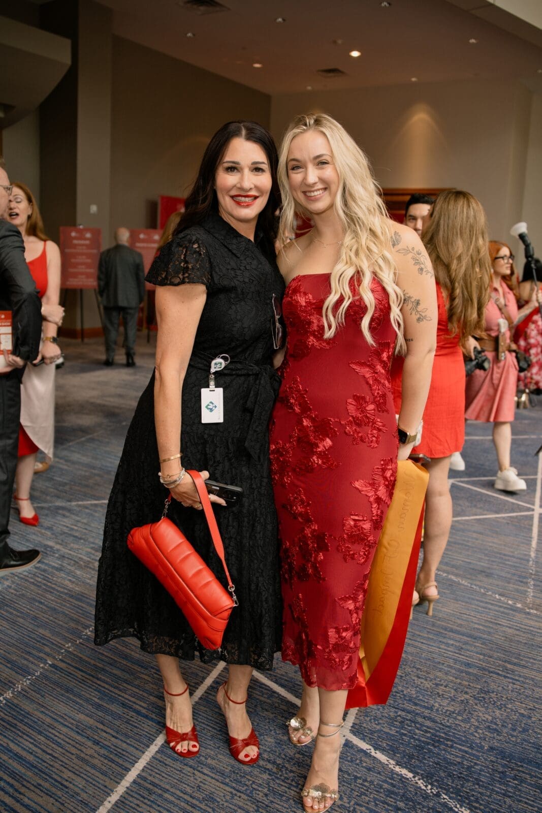 Waste Connections’ Michelle Little and Faith Eberwein. (Photo by 209 Photobooth)