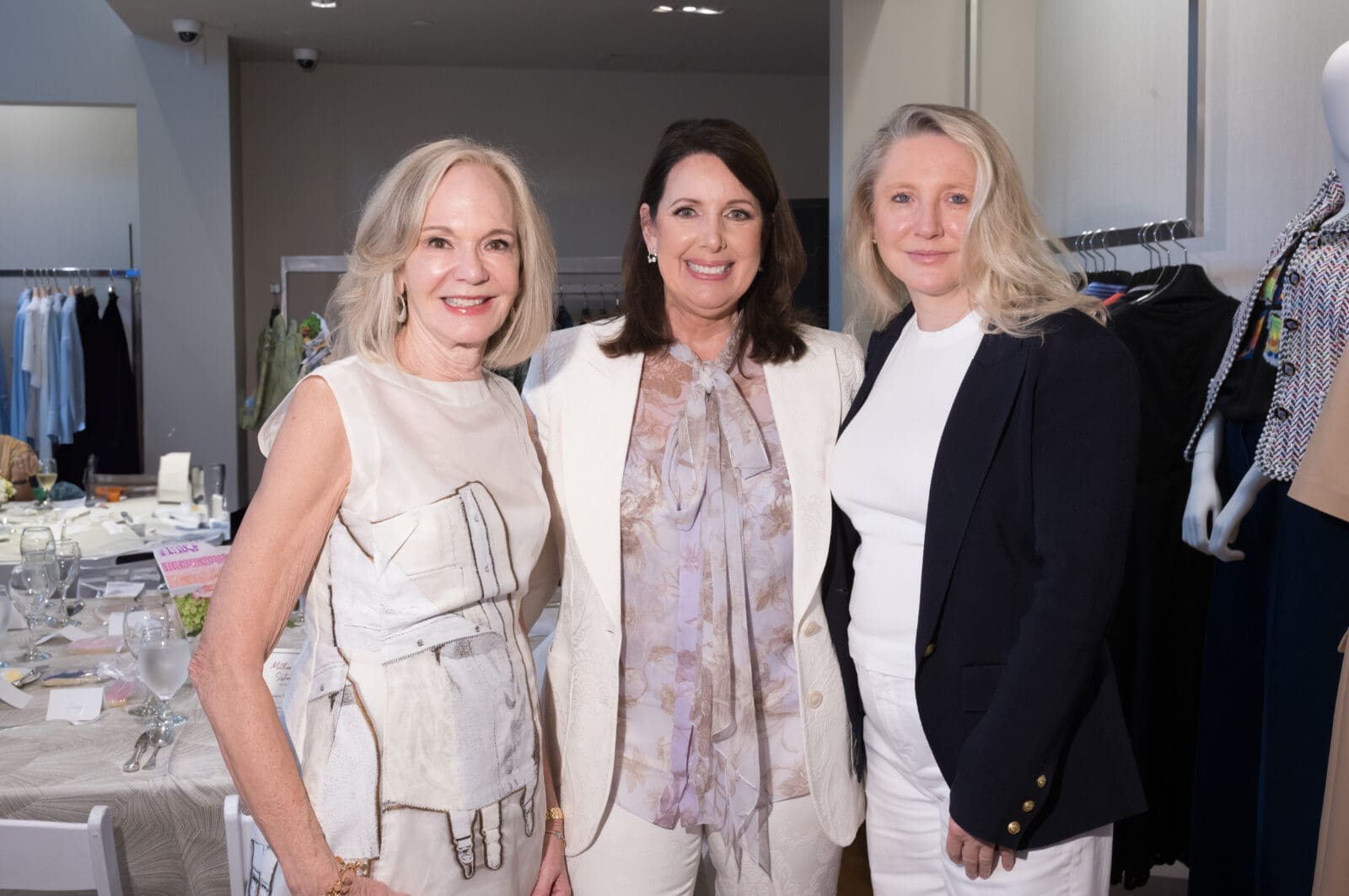Janet Carrig, Julie Roberts, Ginger Menown at the Elizabeth Anthony luncheon (Photo by Daniel Ortiz)
