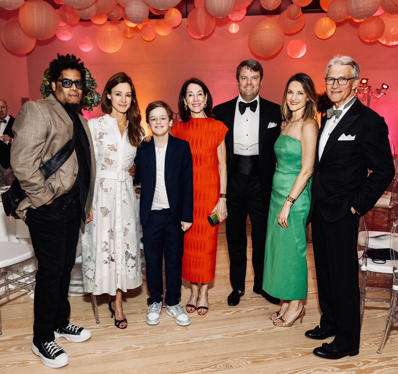 David McGee, Kate Criner Bellin, Georgie Bellin, co-chair Susie Criner, Campbell & Annie Eifler, co-chair Sanford Criner at CAMH Party: 2026 Annual Benefit and Art Auction (Photo by Jenny Antill Clifton)