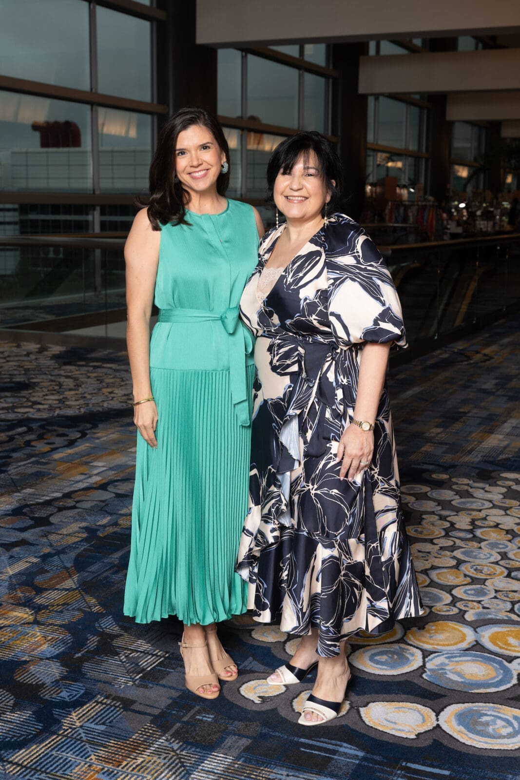 Gloria Luna Bounds, Lisset Garza at the Latin Women's Initiative 'Viva la Moda' event (Photo by Daniel Ortiz)
