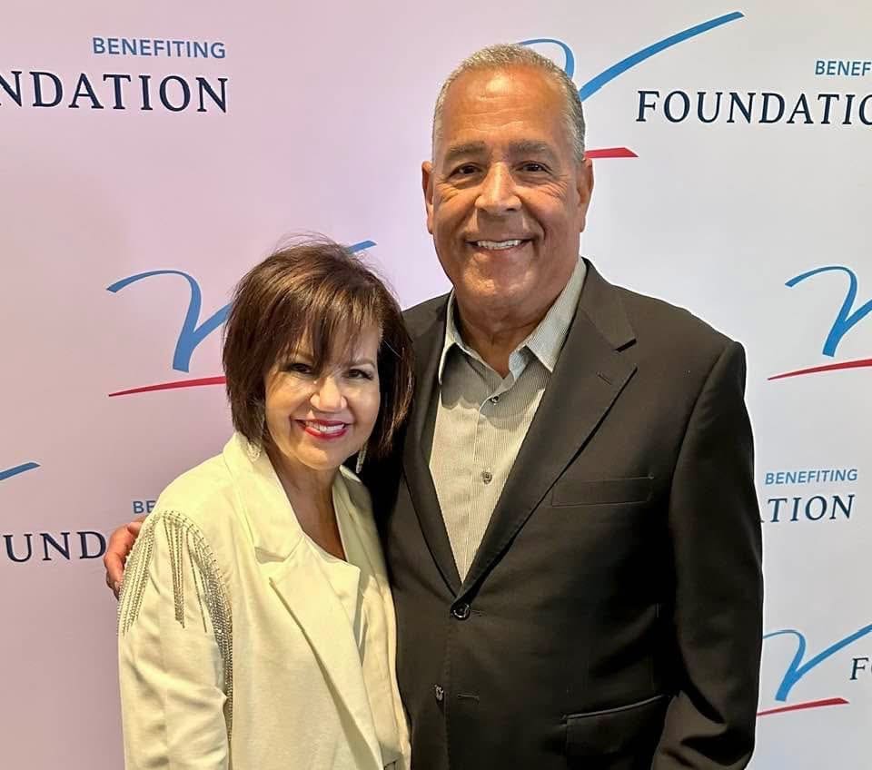 Kelvin Sampson and his wife of 46 years Karen Sampson attended the Dickie V Foundation gala together. (@KelvinSampson)